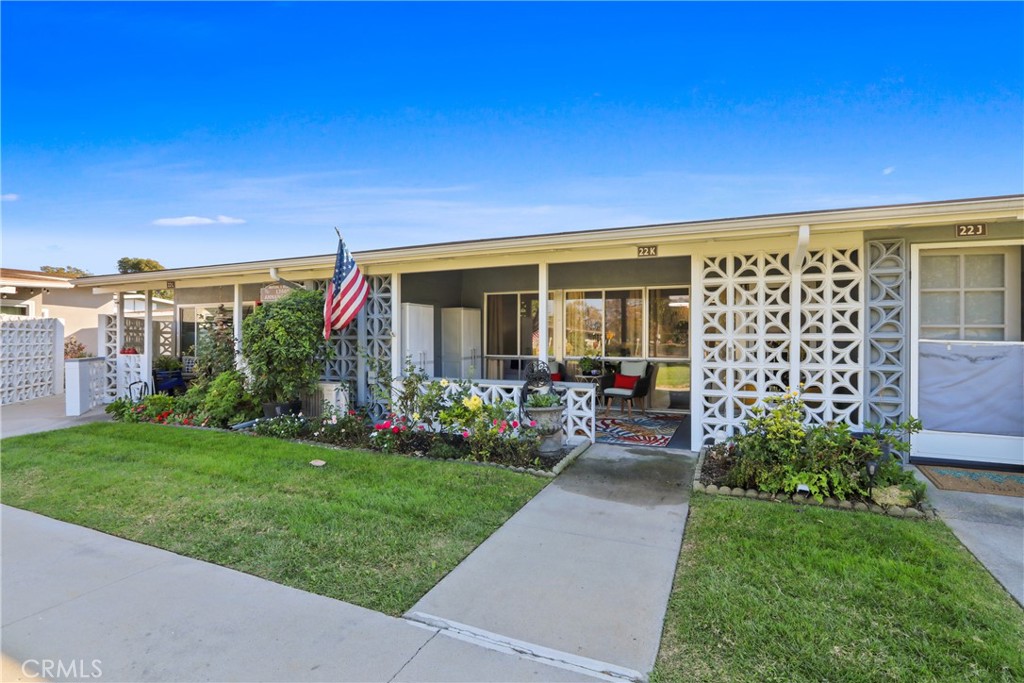 13660 Annandale Drive 22K M1, Seal Beach CA 90740 - photo 1