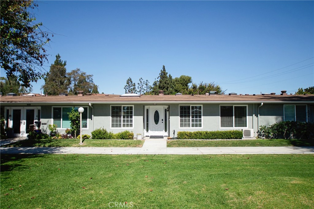 13701 Annandale Dr., M1-16Z, Seal Beach CA 90740 - photo 2