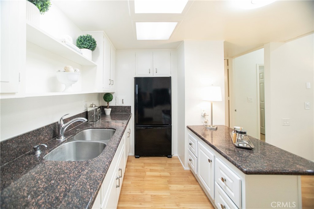 13701 Annandale Dr., M1-16Z, Seal Beach CA 90740 - photo 21