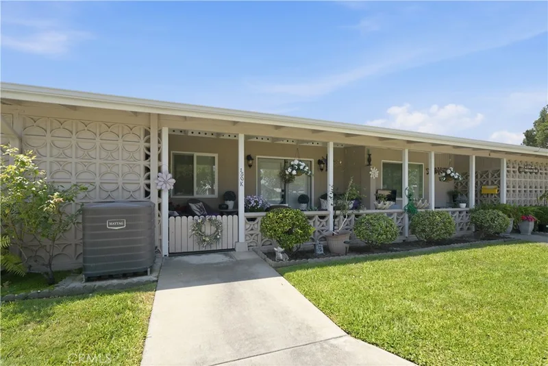 1371 Oakmont Road 150K, Seal Beach