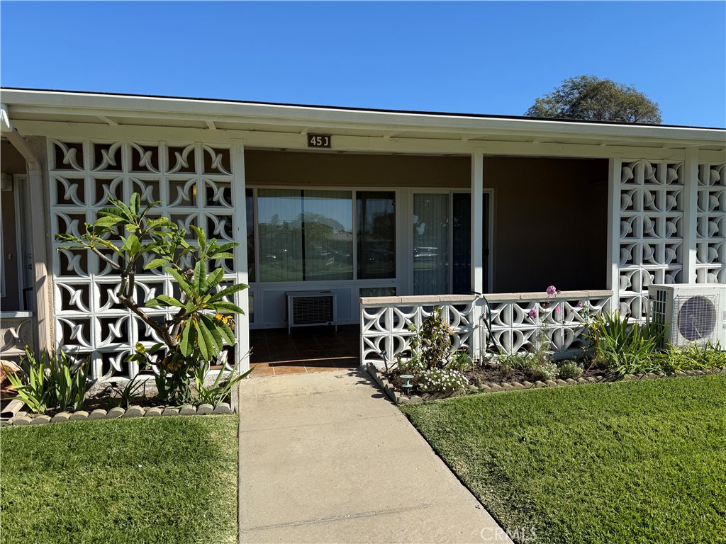 13720 St Andrews Dr M1-45J, Seal Beach CA 90740 - photo 1