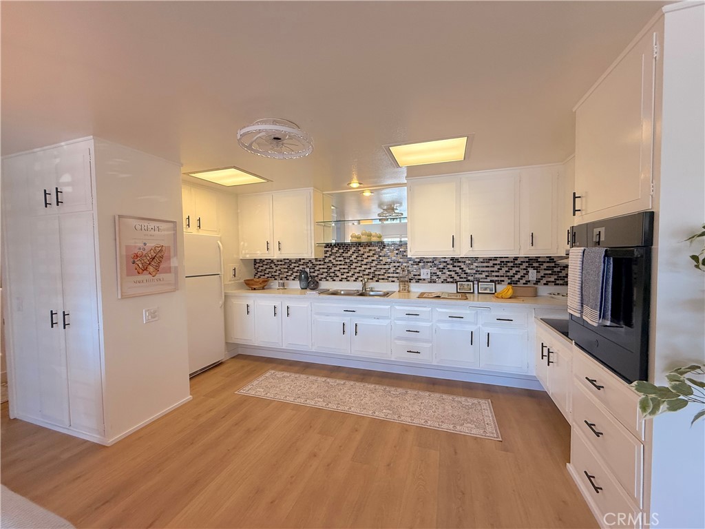 13721 Alderwood Lane 28C, Seal Beach CA 90740 - photo 7