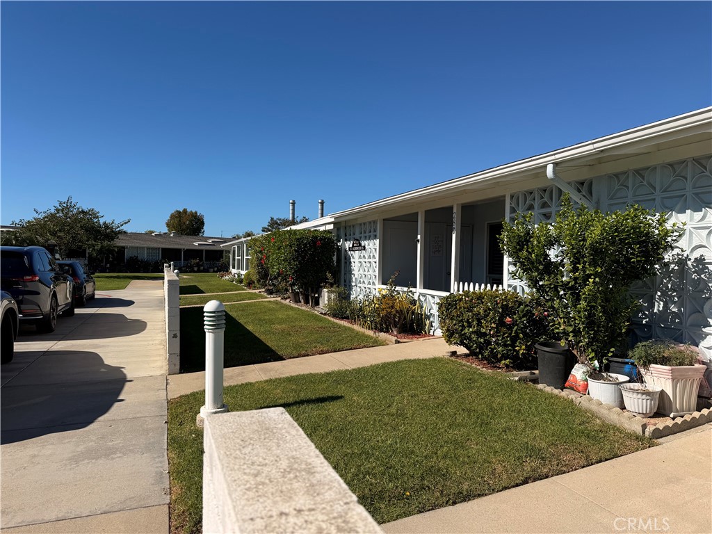 13721 Alderwood Lane 28C, Seal Beach CA 90740 - photo 21
