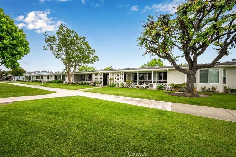 13740 El Dorado Drive 26H, Seal Beach, CA 90740