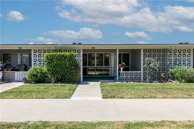 13741 17J M1 Annandale, Seal Beach, CA 90740