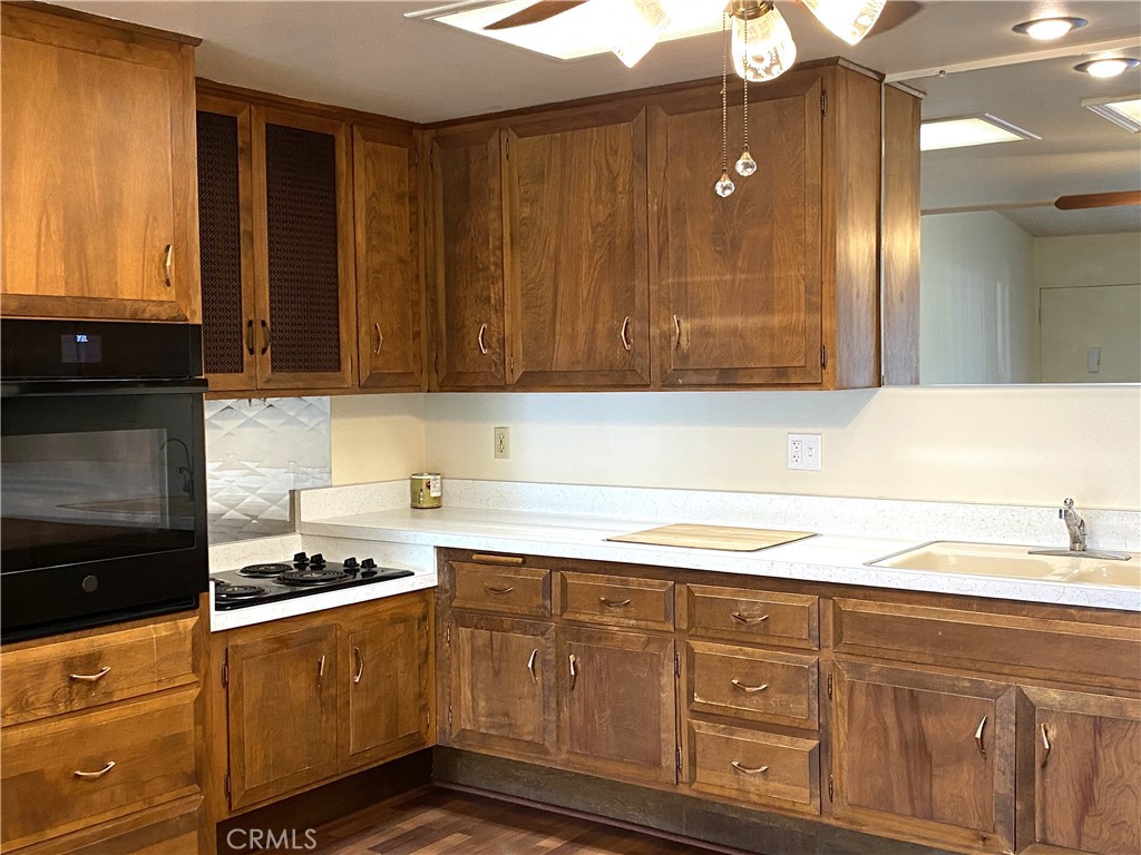 13751 St. Andrews Dr., M1-33J, Seal Beach CA 90740 - photo 9
