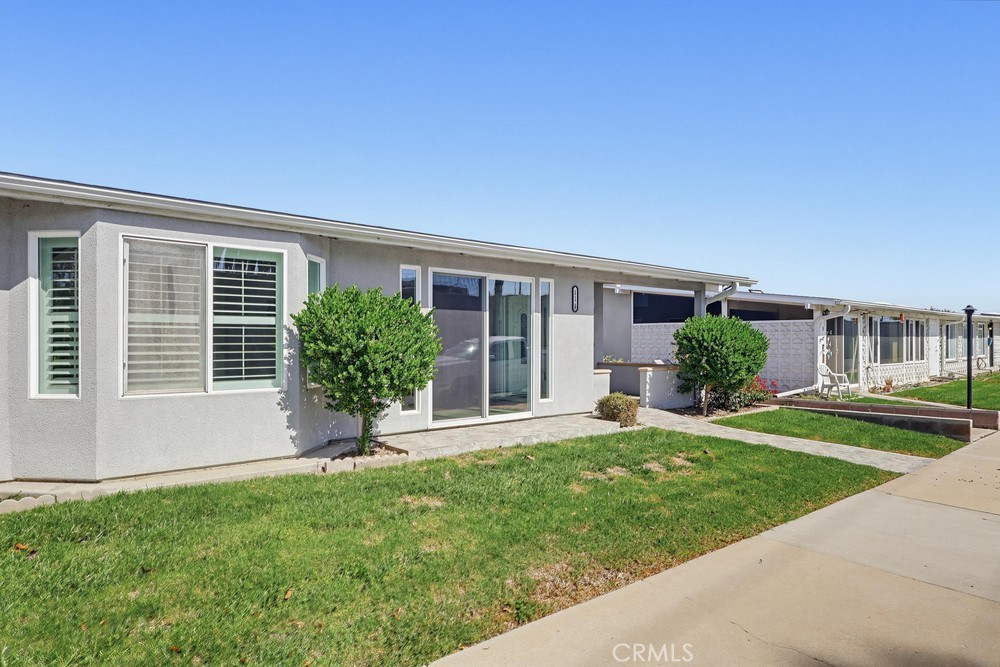 1381 Monterey Road M2 62A, Seal Beach CA 90740 - photo 3