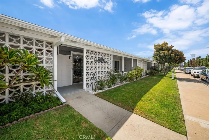 13840 Canoe Brook Drive 6D, Seal Beach