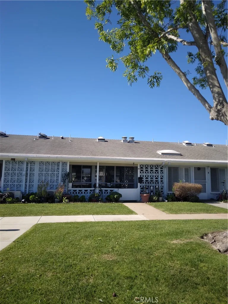 13860 El Dorado 33i M-3, Seal Beach, CA 90740