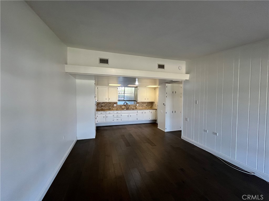 13862 Fresh Meadow Lane, M3-8J, Seal Beach CA 90740 - photo 5