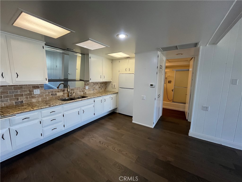 13862 Fresh Meadow Lane, M3-8J, Seal Beach CA 90740 - photo 6