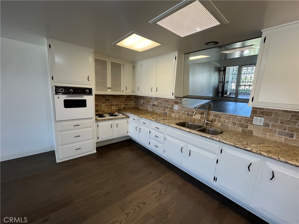 13862 Fresh Meadow Lane, M3-8J, Seal Beach CA 90740 - photo 7