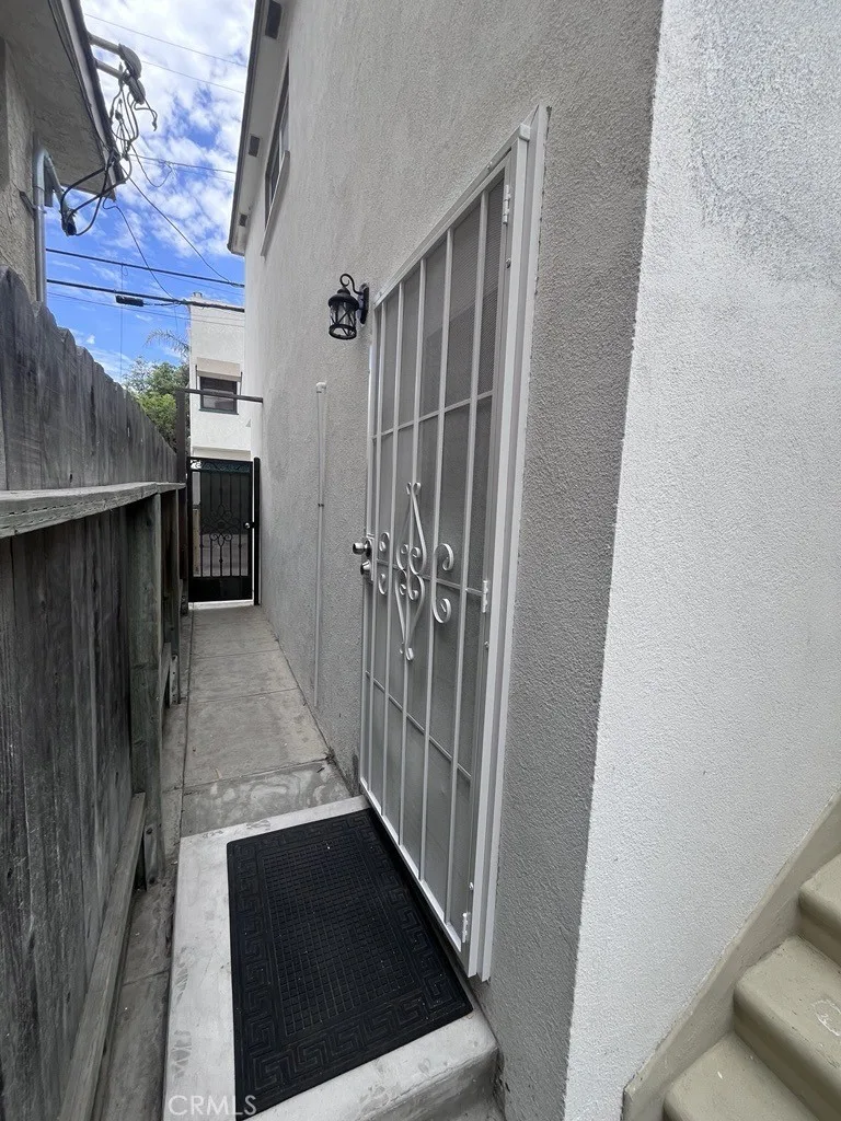 139 10th, Seal Beach, CA 90740