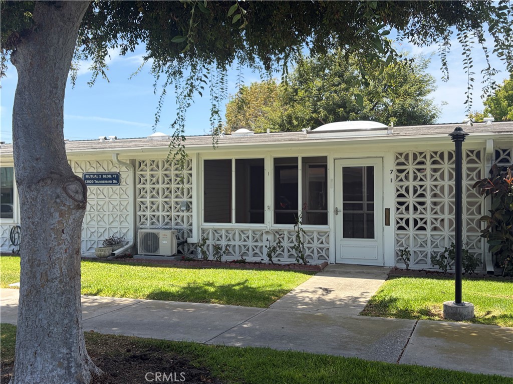 Welcome to your beach home. - 13920 Thunderbird Drive 7-I, Seal Beach CA 90740 - photo 1