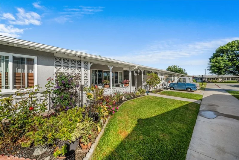 13981 El Dorado 65K, Seal Beach, CA 90740