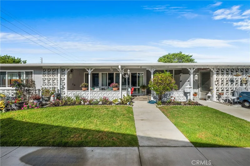 13981 El Dorado 65K, Seal Beach, CA 90740