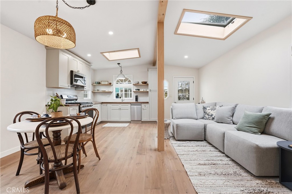 14 Cottonwood Lane, Seal Beach CA 90740 - photo 23