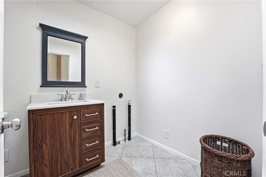 14 Cottonwood Lane, Seal Beach CA 90740 - photo 34
