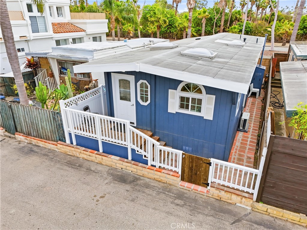 14 Cottonwood Lane, Seal Beach CA 90740 - photo 40