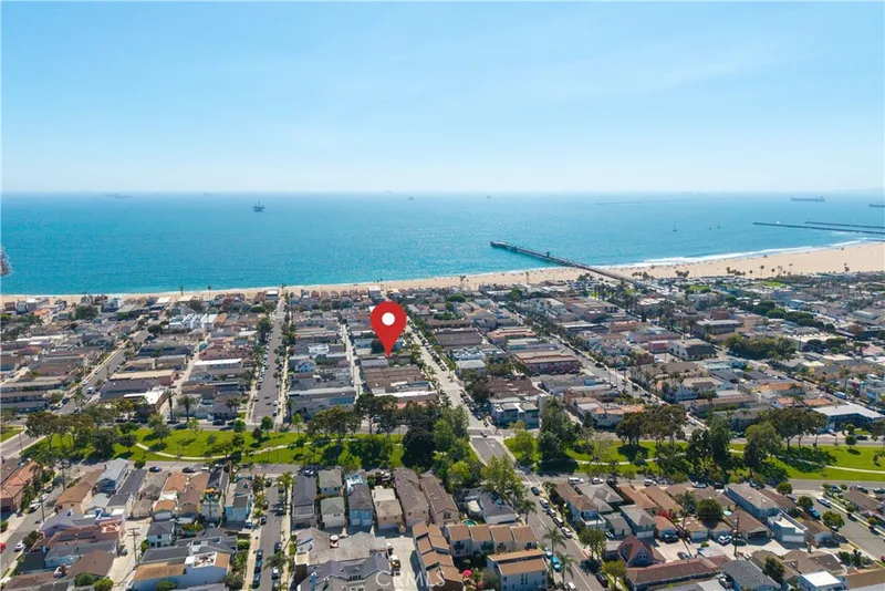 140 12th Street, Seal Beach, CA 90740