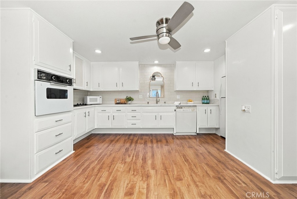 1400 Mayfield 57-J 57-J, Seal Beach CA 90740 - photo 6