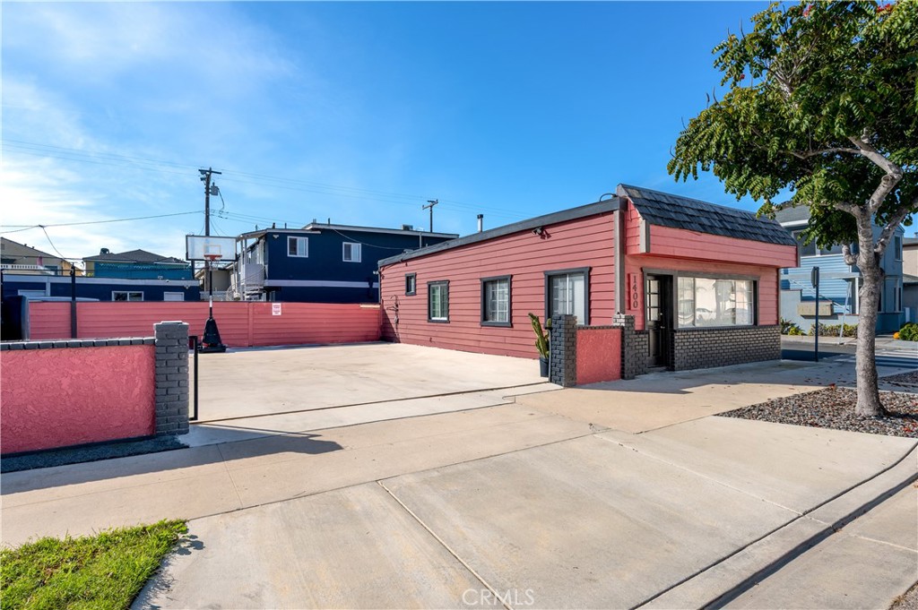 1400 Ocean, Seal Beach CA 90740 - photo 1