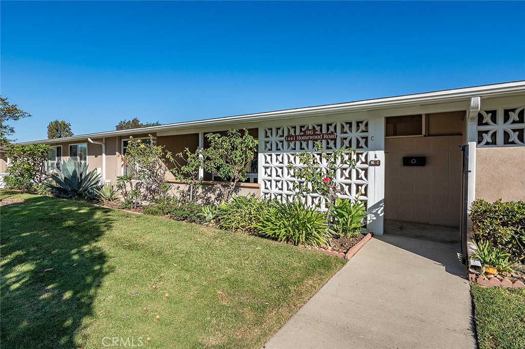 1441 Homewood Road M5-96C, Seal Beach CA 90740 - photo 27