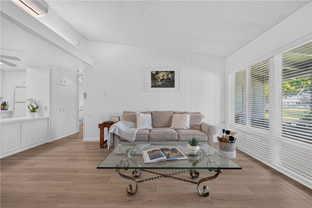 1441 Golden Rain Road M4 88H, Seal Beach CA 90740 - photo 4