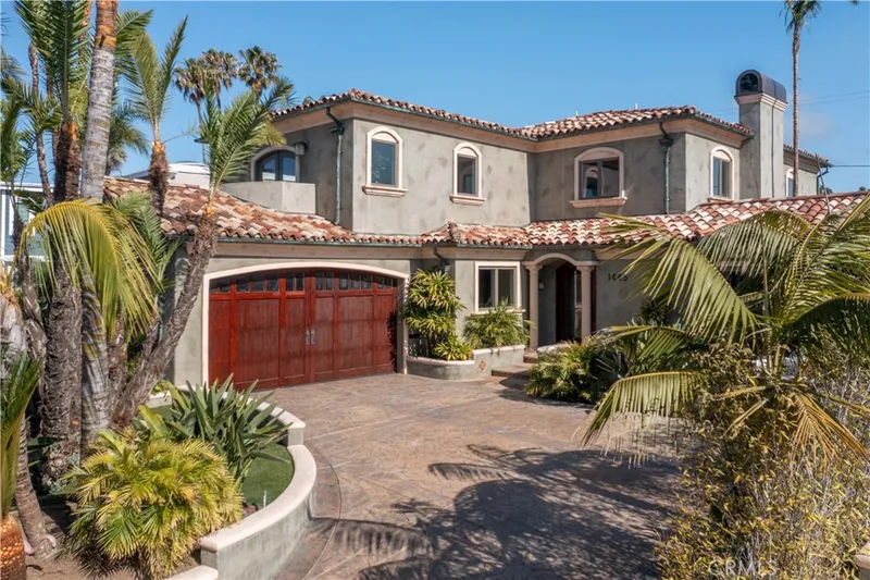 1445 Catalina, Seal Beach, CA 90740
