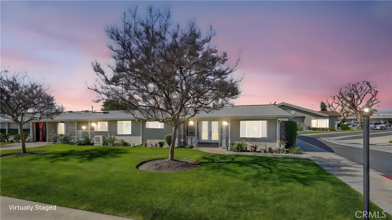 1462 MERION Way 30G, Seal Beach, CA 90740