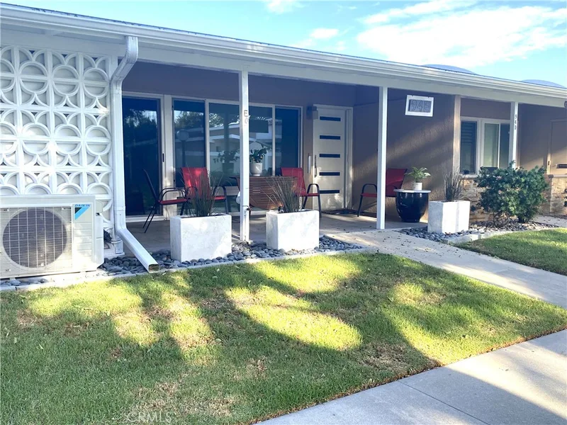 1500 Homewood Rd., M5-94E, Seal Beach