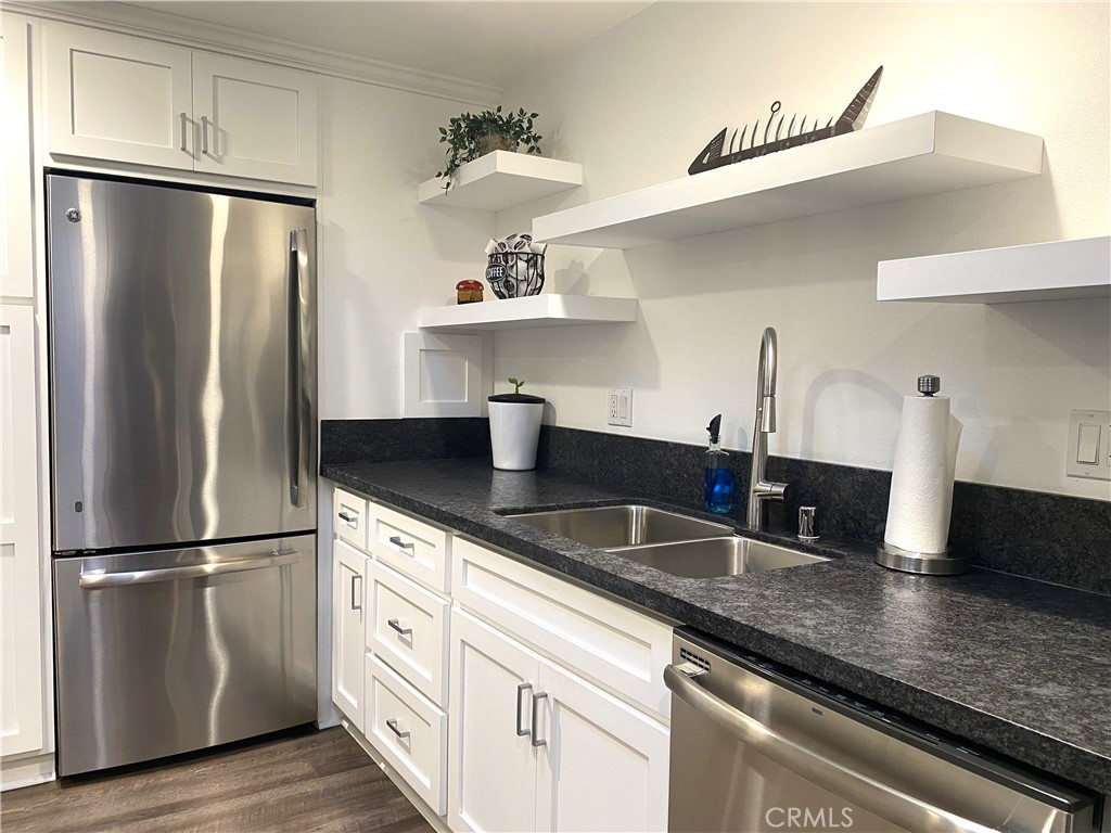 1500 Homewood Rd., M5-94E, Seal Beach CA 90740 - photo 15