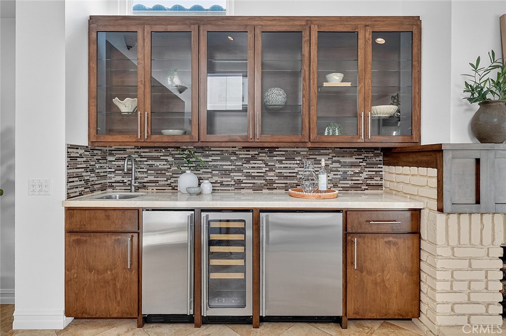 Look at how nice the wet bar really is - 154 12th, Seal Beach CA 90740 - photo 3