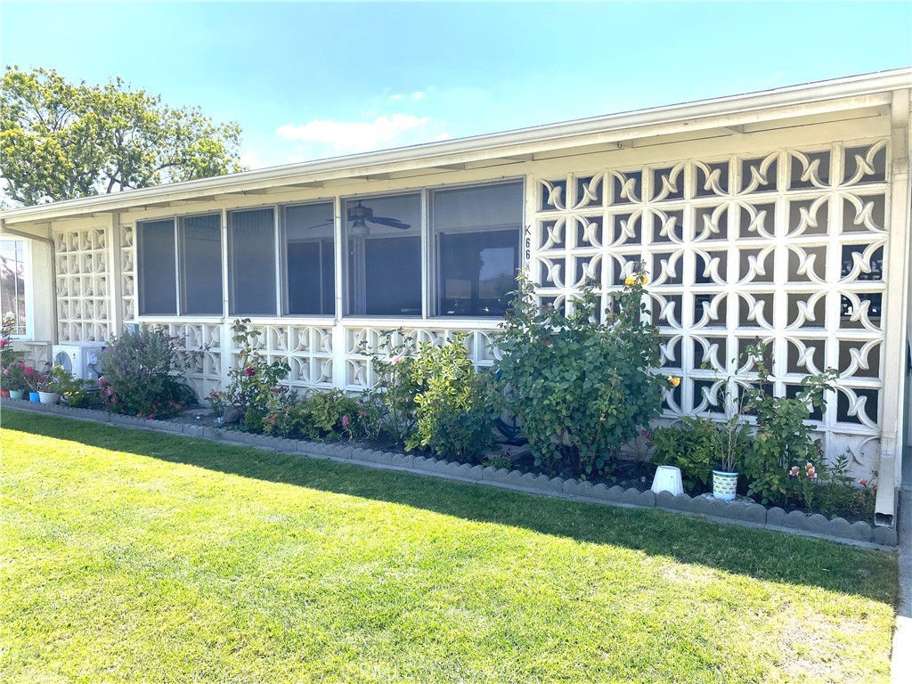 1560 Interlachen Rd., M12-66K, Seal Beach CA 90740 - photo 1