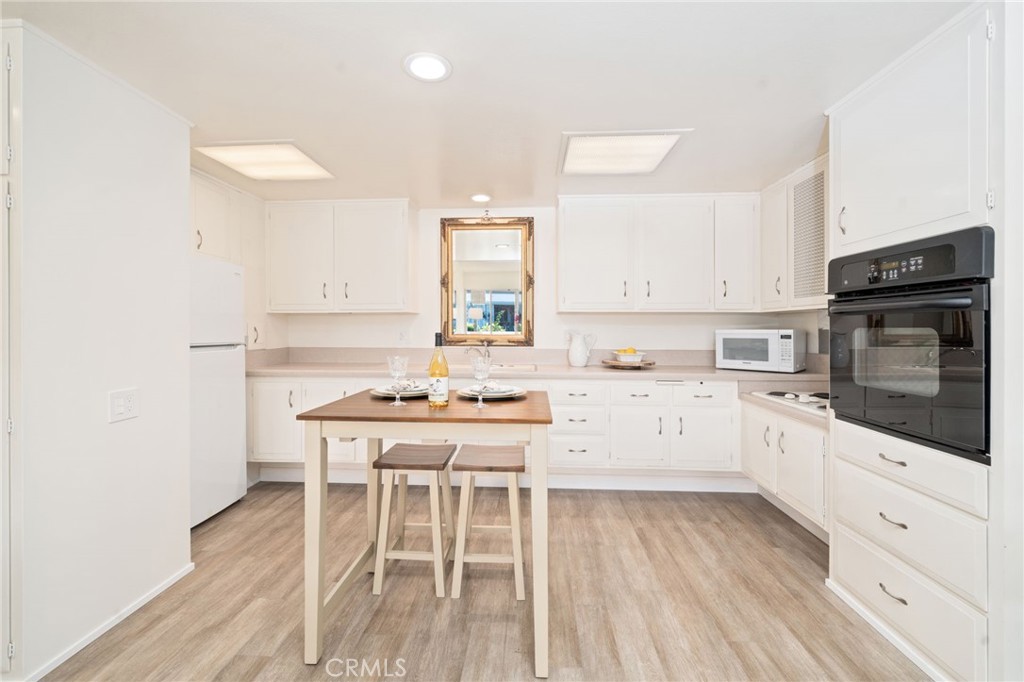 1603 Merion Way 42C, Seal Beach CA 90740 - photo 10