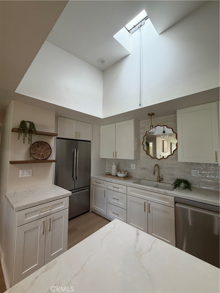 1660 Glenview Rd., M12-78G, Seal Beach CA 90740 - photo 11