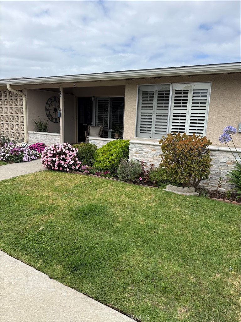 1660 Tam O'Shanter 14-5D, Seal Beach CA 90740 - photo 1