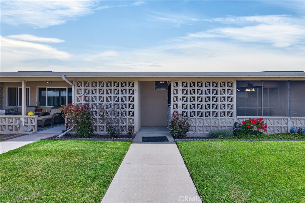 1690 Interlachen Road #M12-42J, Seal Beach CA 90740 - photo 1
