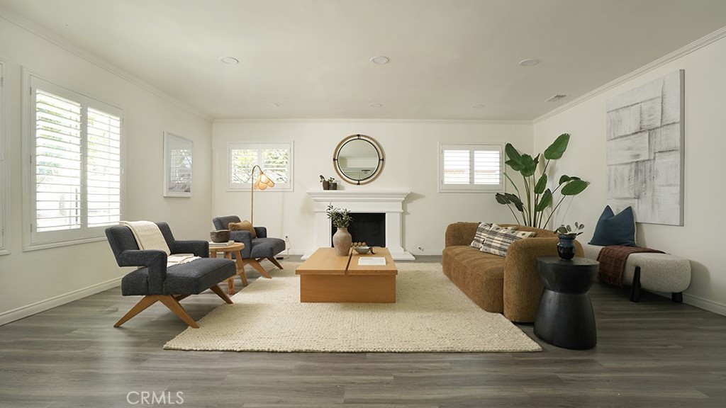 1709 Bolsa, Seal Beach CA 90740 - photo 1