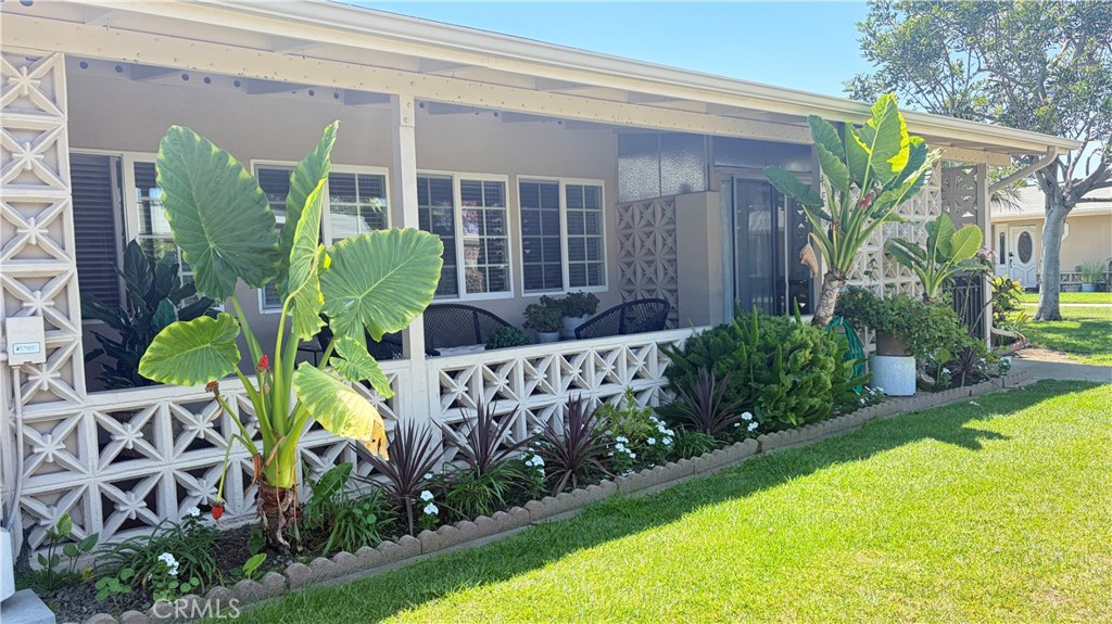 1720 Interlachen Rd., M12-41E, Seal Beach CA 90740 - photo 1