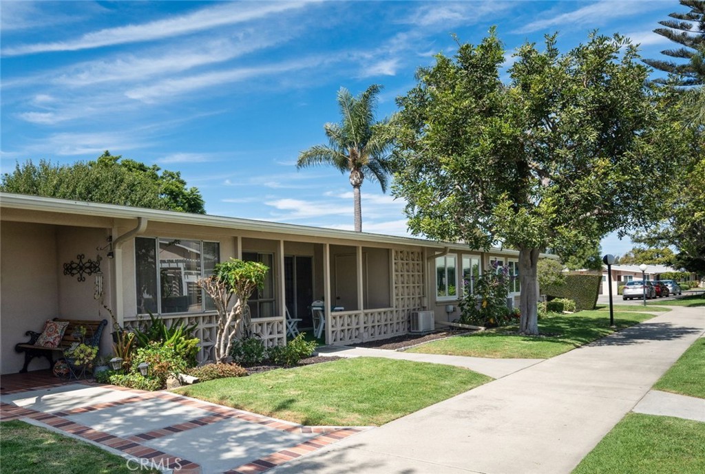 1740 Sunningdale Road 16B, Seal Beach CA 90740 - photo 1