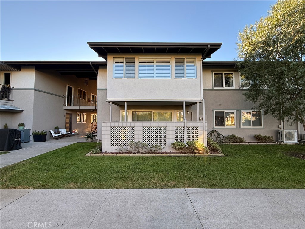1811 Saint John Road 41E, Seal Beach CA 90740 - photo 1