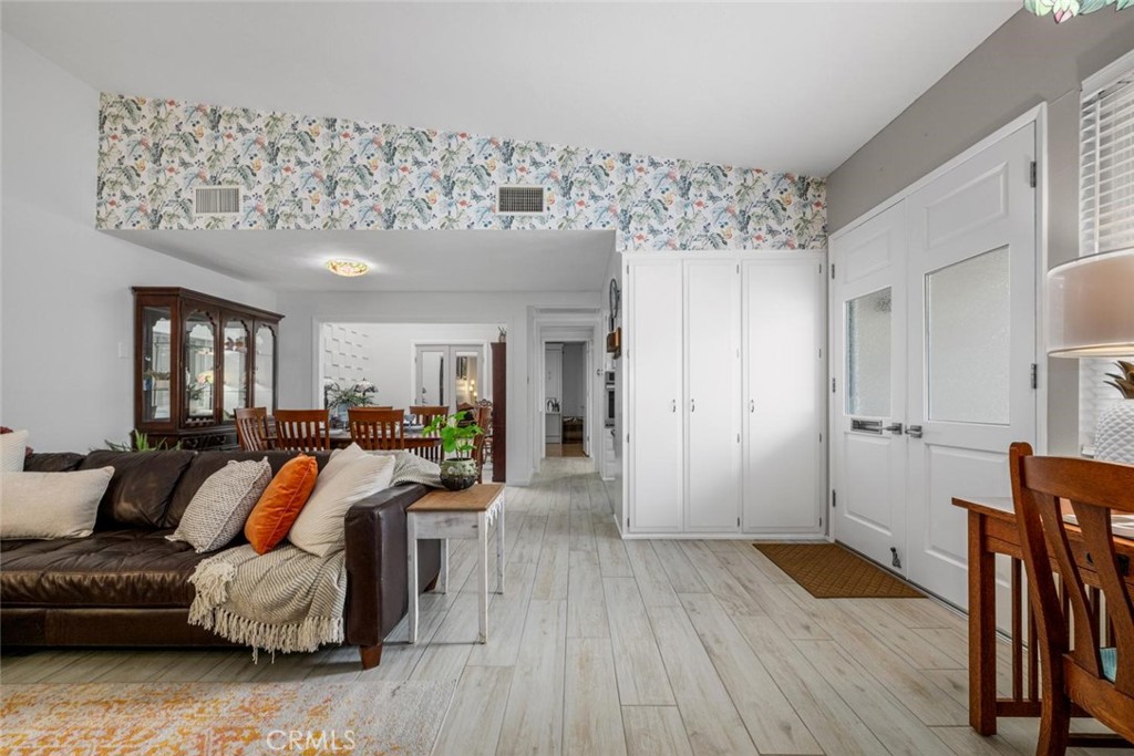1851 McKinney Way 25B, Seal Beach CA 90740 - photo 14