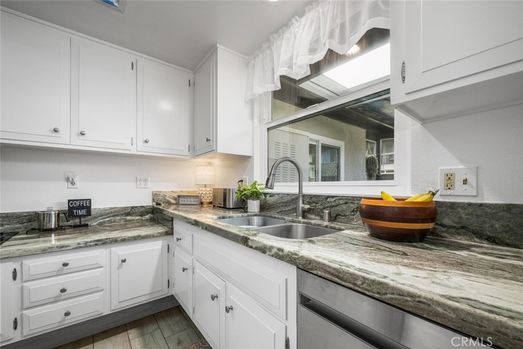 1851 McKinney Way 25B, Seal Beach CA 90740 - photo 22