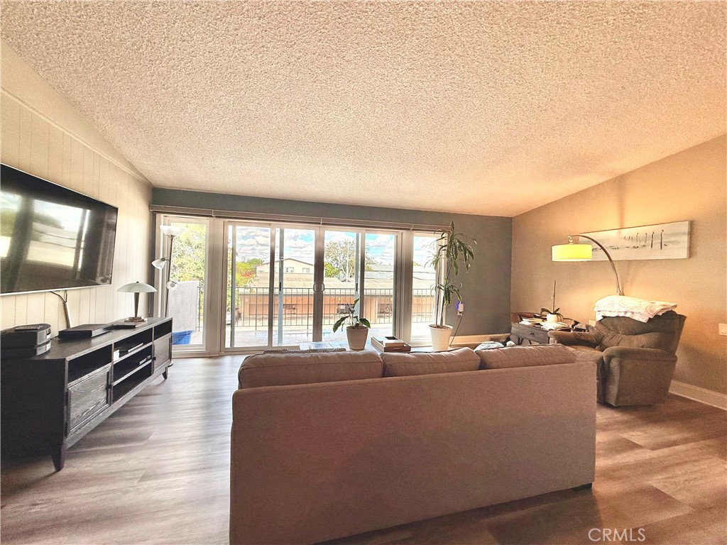 1860 McKinney Way 21J, Seal Beach CA 90740 - photo 6