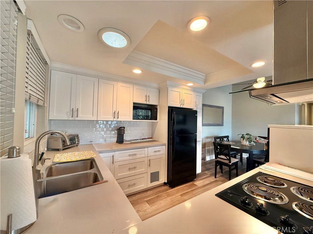 1860 McKinney Way 21J, Seal Beach CA 90740 - photo 15