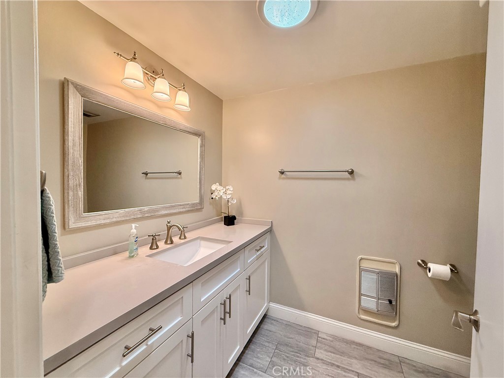 1860 McKinney Way 21J, Seal Beach CA 90740 - photo 16