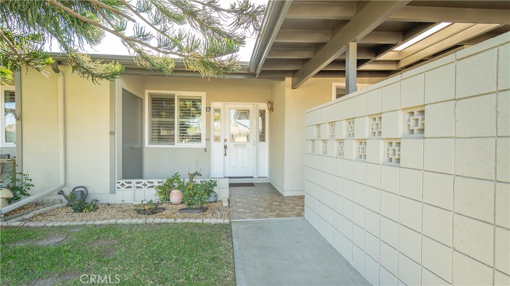 1880 St John Rd Mut 15, 33B, Seal Beach CA 90740 - photo 1