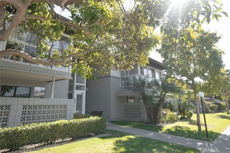 1980 McKinney Way #13r (M15), Seal Beach, CA 90740