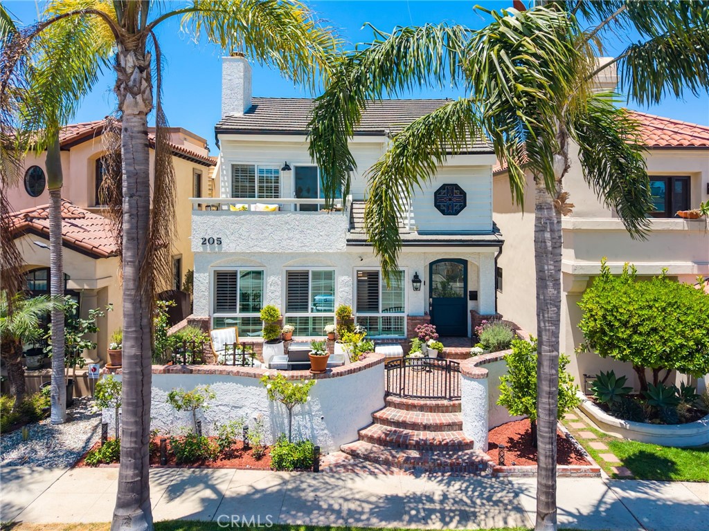 205 4th street - 205 4th street, Seal Beach CA 90740 - photo 1